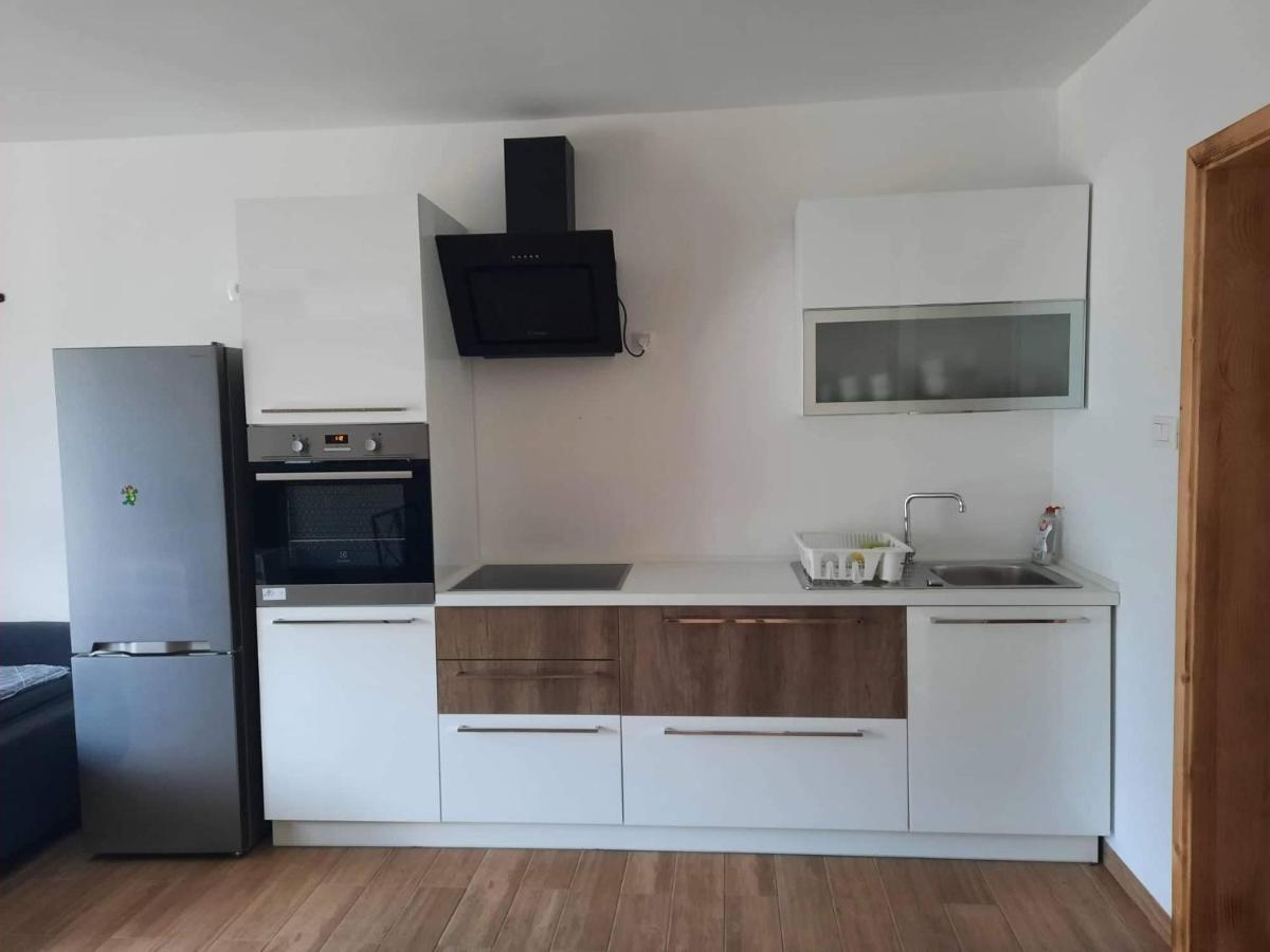 בובק Apartma Maks & Anita מראה חיצוני תמונה